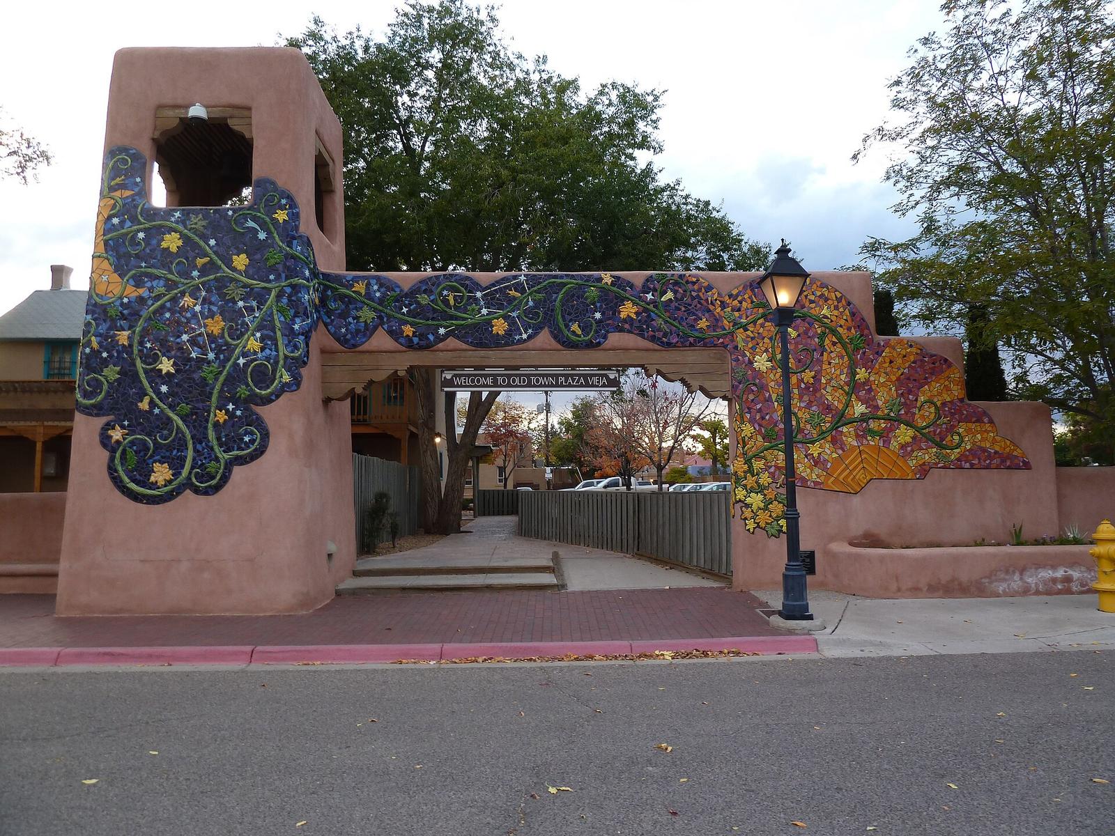 Albuquerque, NM, Plaza Vieja Old Town East Entrance panoramio